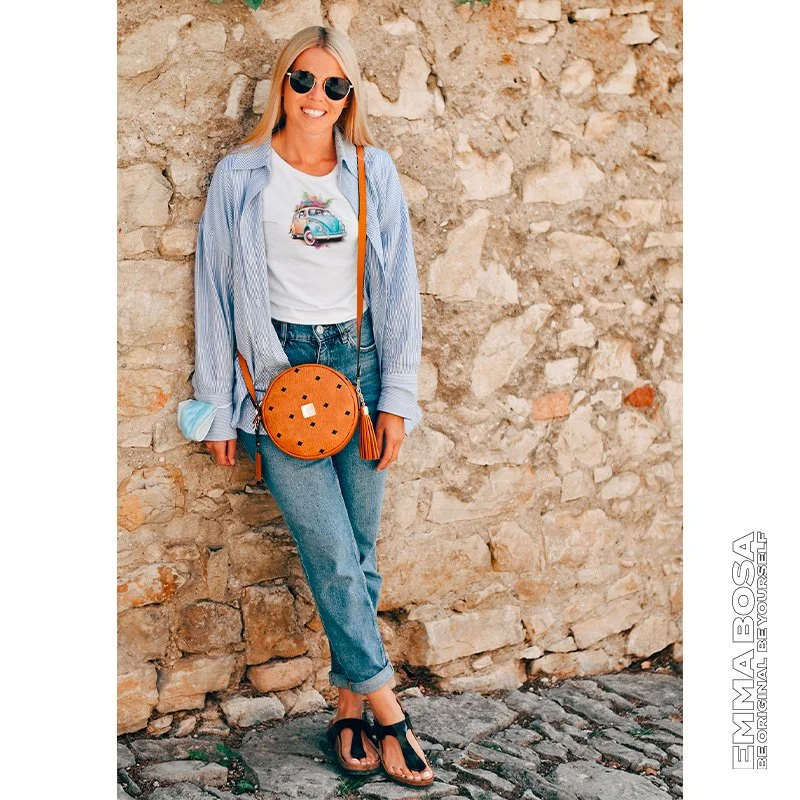 T-shirt Ibiza Car – T-shirt Sassy Style – T-shirt Ibiza Car (detail 2)