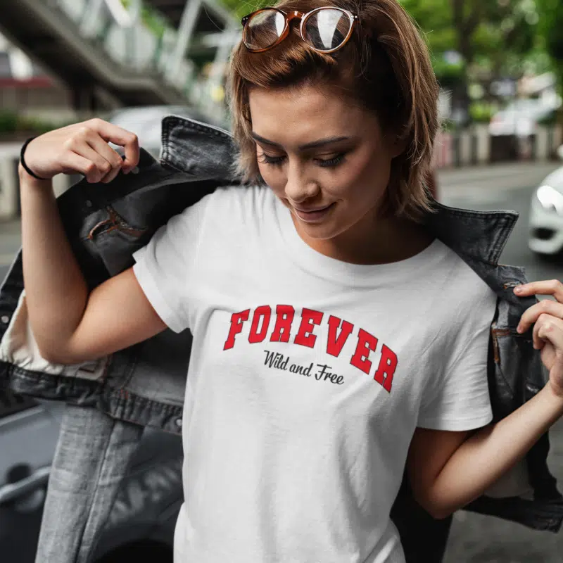 T-shirt Forever Wild and Free – T-shirt Sassy Style – T-shirt Forever Wild and Free – Wit (detail 2)