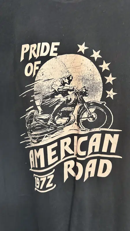 T-Shirt Pride of American Road – Retro Style Wear, Sale – T-Shirt Pride of American Road maat M (detail 2)