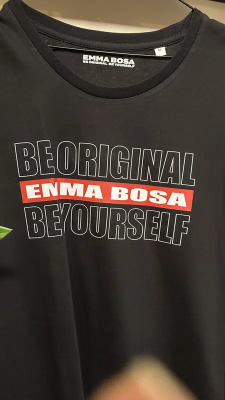 Emma Bosa T-Shirt Dames – Sale, Emma Bosa – T-Shirt Dames Emma Bosa original maat M (detail 2)