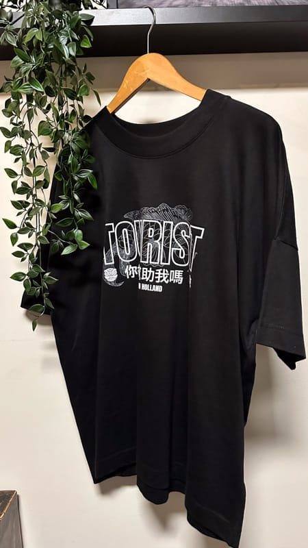 T-Shirt Oversized Toerist Maat L