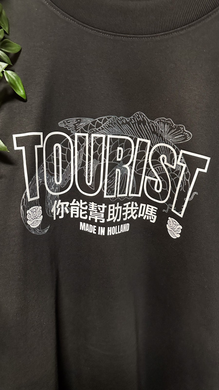 T-Shirt Oversized Toerist Maat L