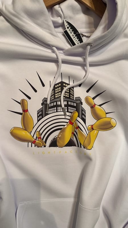 Kegels hoodie – Sale, Lichtstadkunst – Hoodie Kegels - Lichtstadkunst Eindhoven - Maat XL (detail 2)
