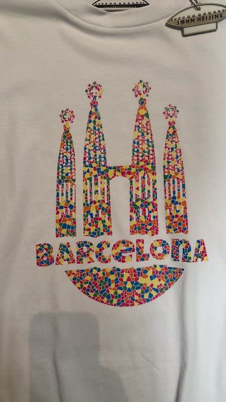 T-shirt Dames Barcelona – Sale, Lichtstadkunst – Wit Dames T-shirt Barcelona - Maat L (detail 2)