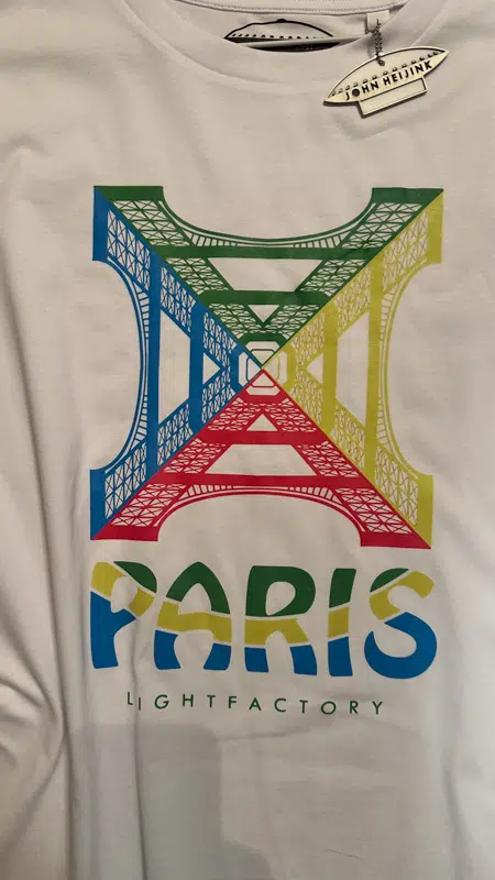 dames T-shirt Paris – Sale, Lichtstadkunst – Dames T-shirt Paris Wit - Maat XL (detail 2)