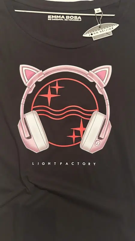 Longsleeve Dames Headphone Kitty – Sale, Lichtstadkunst – Longsleeve Dames Headphone Kitty Zwart - Maat XS (detail 2)