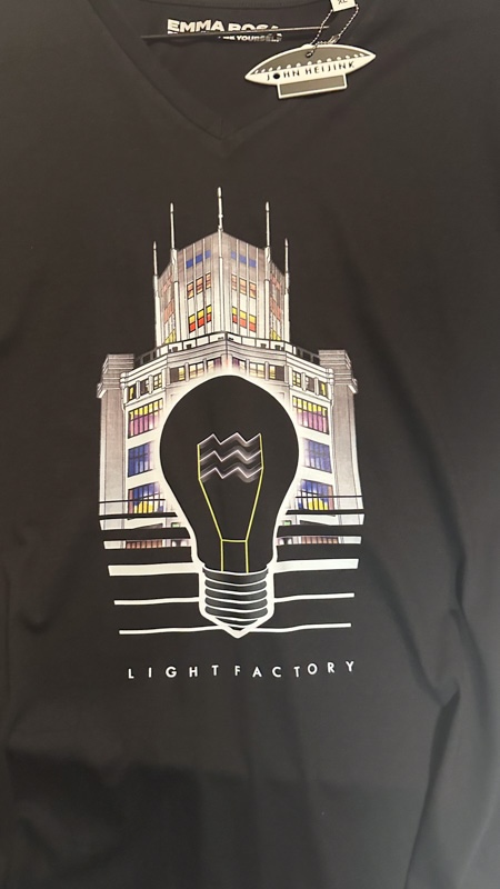 Lichtstadkunst T-shirt – Sale, Lichtstadkunst – Lichtstadkunst T-shirt Zwart XL (detail 2)